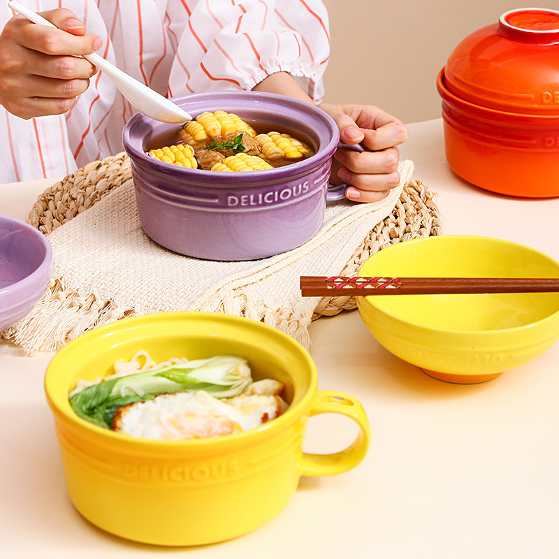 뚜껑과 스푼, 젓가락이 포함된 레인보우 인스턴트 누들  - Matcha Bowl Chawan 리뷰 및 가격